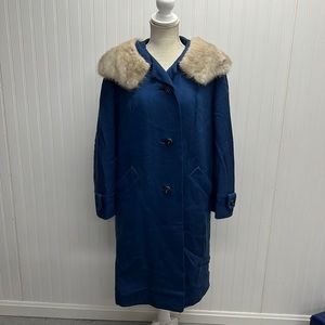 Vintage Rothmoor royal‎ blue Fur trim collar coat.